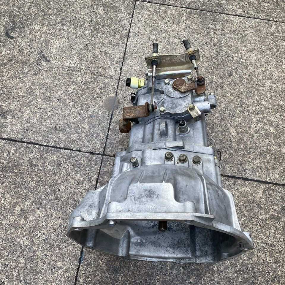 适用 五菱荣光B12小卡宏光S L2B L3C LD6 1.2 1.4 1.5 VVT 变速箱