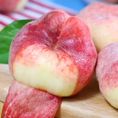 红毛油蟠桃5斤山东蒙阴现摘新鲜采摘脆甜爆汁孕妇儿童水果扁桃子3