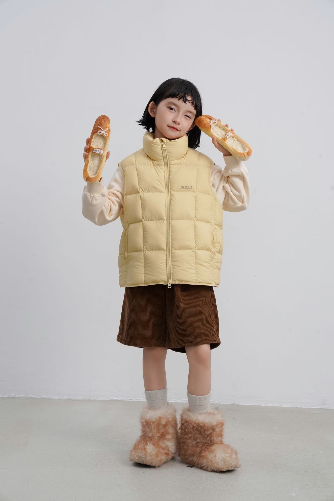 韩国童装女童羽绒马甲女款2026新款冬季加厚保暖背心坎肩外套百搭图片