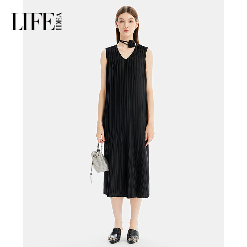 莱芙艾迪儿秋季气质高级感钉珠褶皱背心裙女经典优雅知性连衣裙