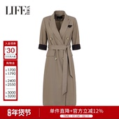 莱芙艾迪儿简约高级感砂岩褐异材撞色袋盖设计外套女士气质中长款