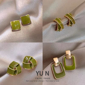 925绿色耳钉简约气质精致小巧韩国耳环22年新款 潮女百搭小众耳饰