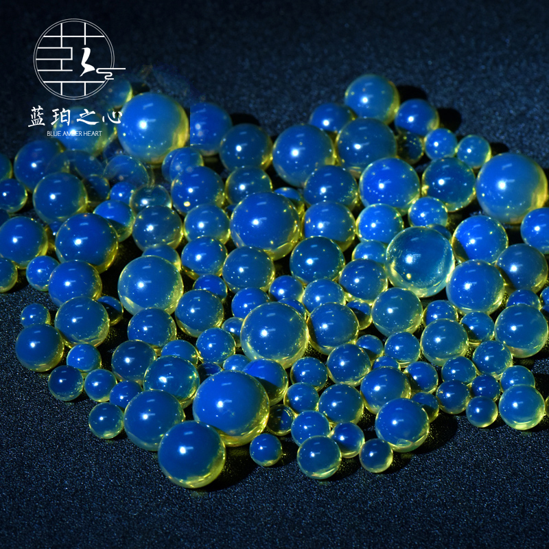 蓝珀之心 天然多米尼加蓝珀散珠圆珠子净水天空蓝戒指吊坠6-12mm