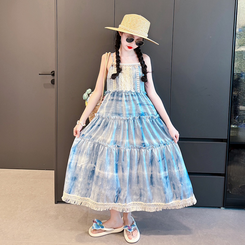 儿童海边度假裙夏季2025新款大童女孩沙滩吊带裙儿童高级感连衣裙