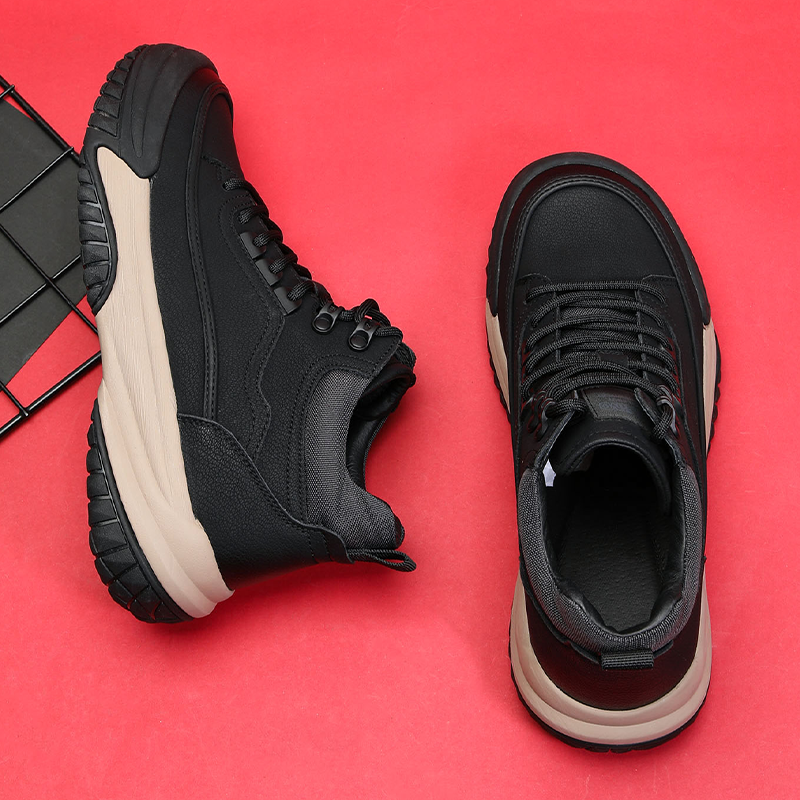 头层牛皮宽头皮鞋男鞋