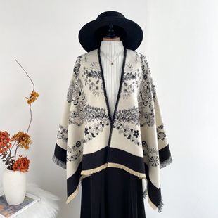 定制logo秋冬季旅游度假风复古斗篷披肩女外搭仿羊绒加厚披肩
