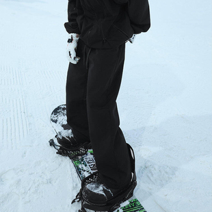 户外单板滑雪裤男款冬季加绒加厚防风防水硬壳冲锋裤潮牌工装裤子