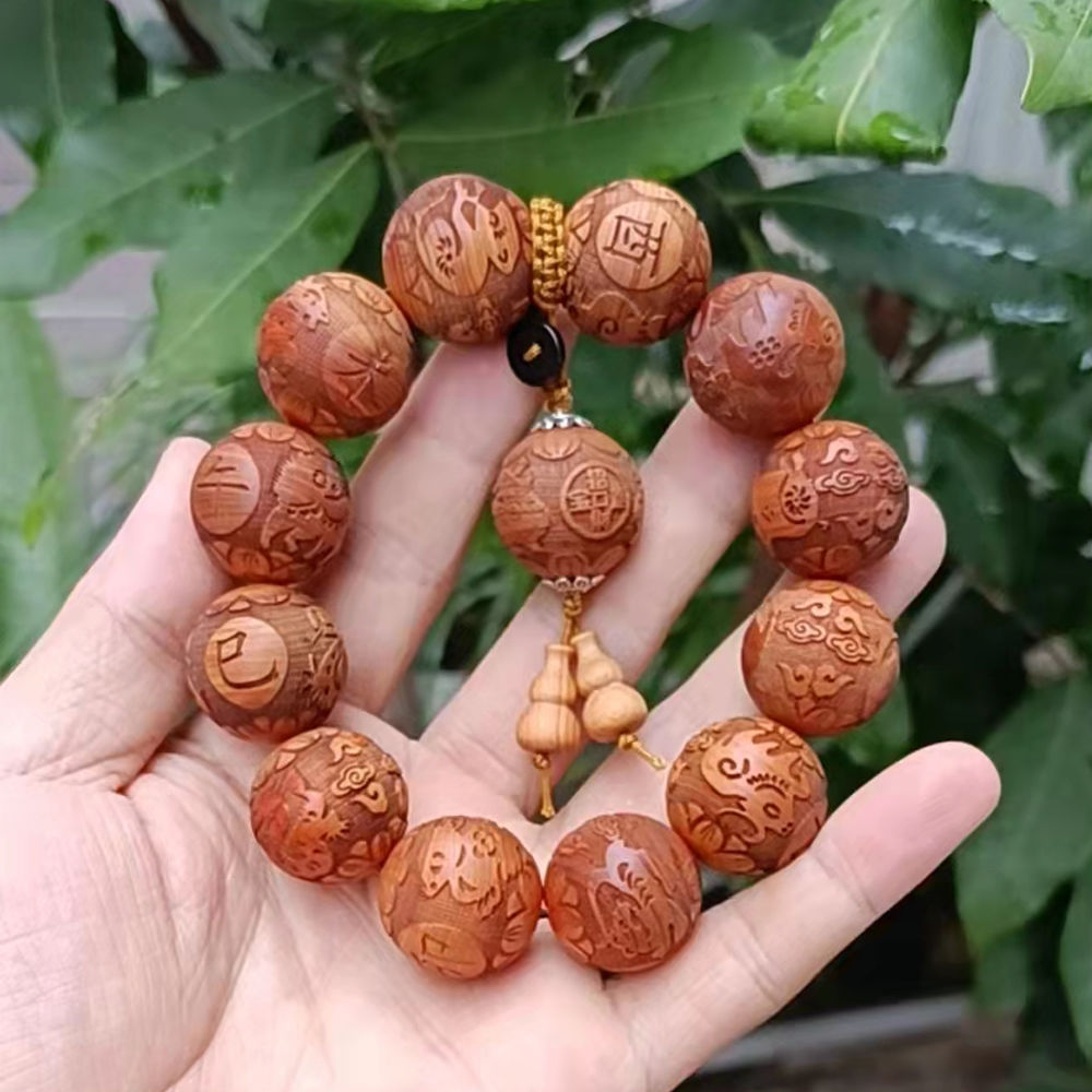 崖柏雕刻招财貔貅手串十二生肖观音菩萨十八罗汉文玩佛珠实木珠串