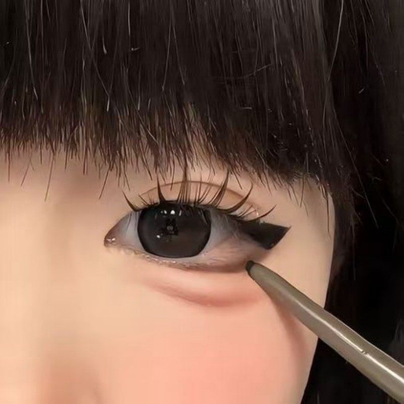 小鱼同款~懒人眼线胶笔自然持久极细眼线正品新手伪素颜下至卧蚕图片
