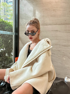 AP姐姐街头潮搭 羊绒水貂毛大衣