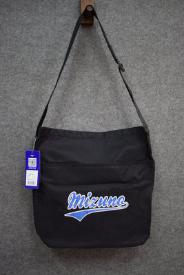 男女款运动休闲单肩包