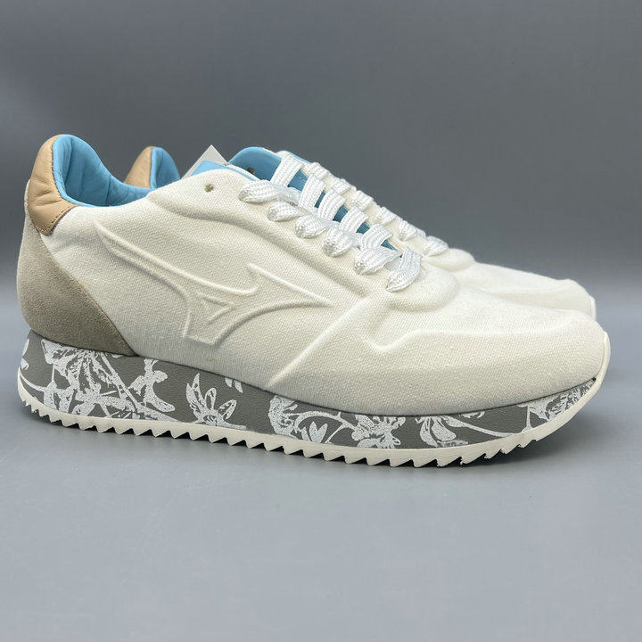 Mizuno美津浓 女子罗马尼亚进口休闲鞋SAIHP 2 CANVAS 原2800