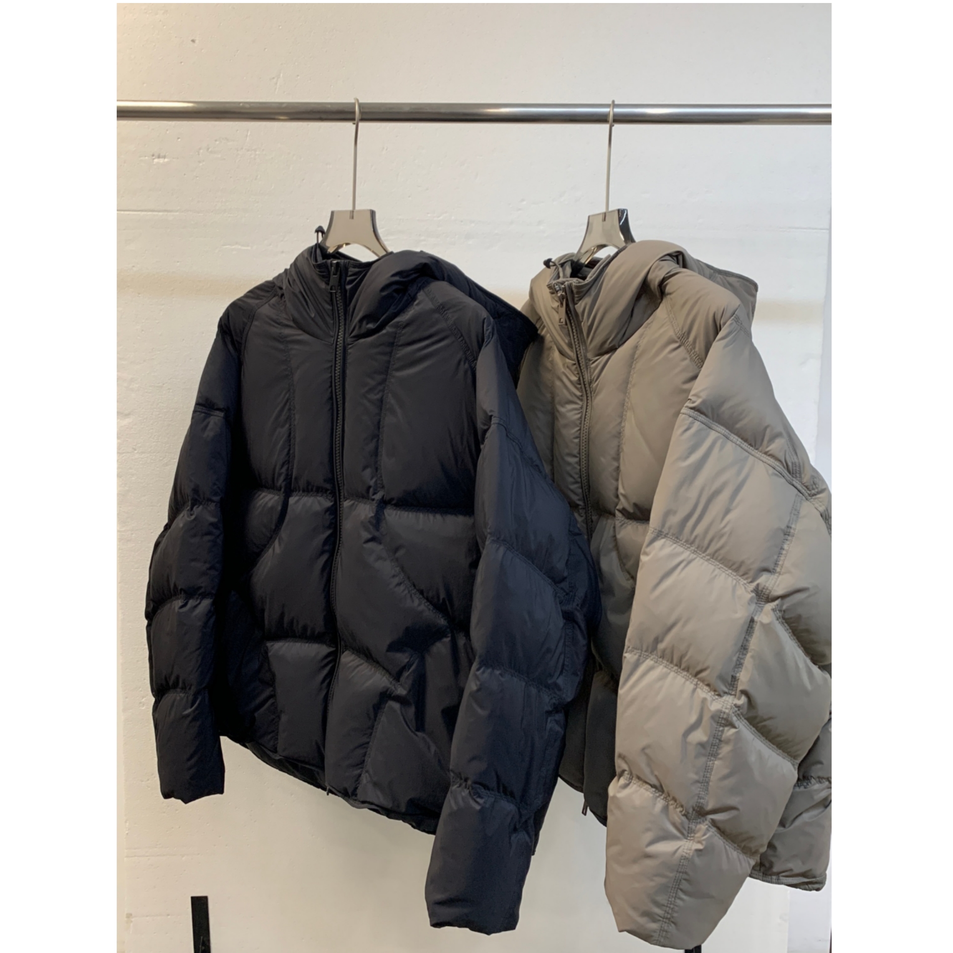 设计师款连帽90白鸭绒蓬松羽绒服