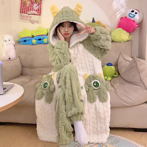 2024年新款珊瑚绒睡衣女加绒加厚连帽睡袍可爱秋冬季家居服套装