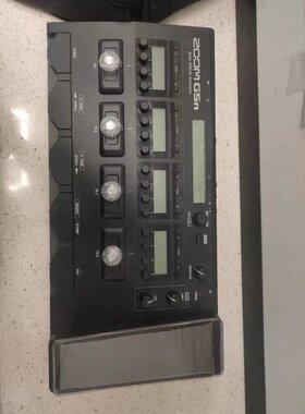 议价Zoom g5n综合效果器 较新 带包 原厂电源 基本无磕碰