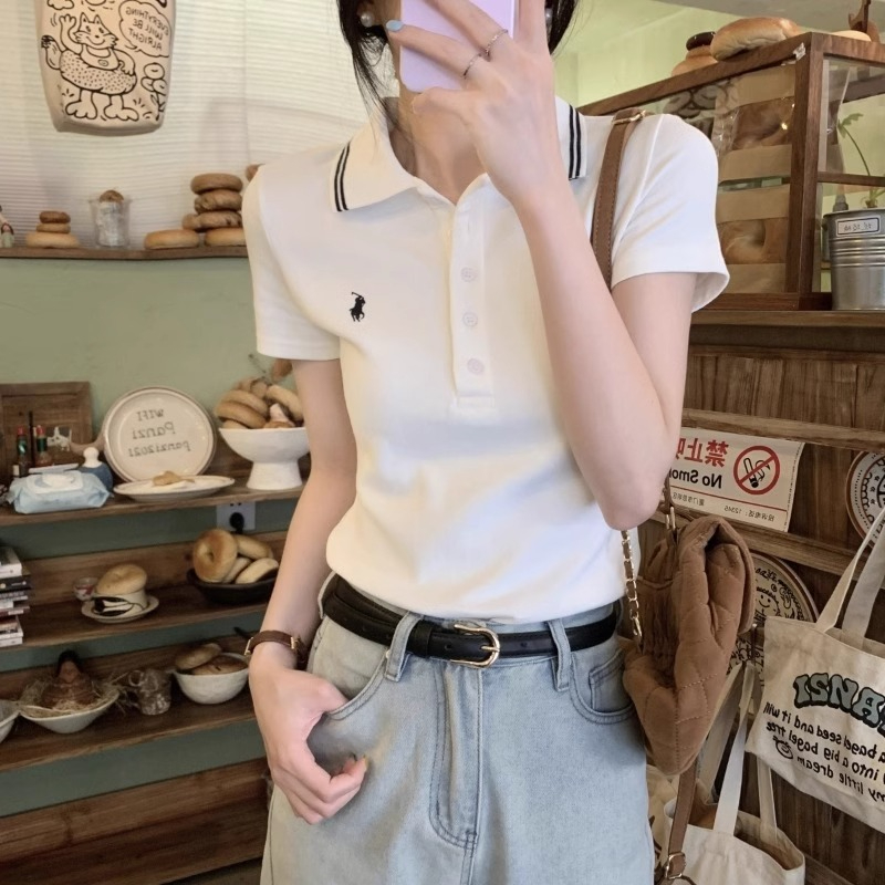 刺绣短袖t恤女装设计感正肩上衣