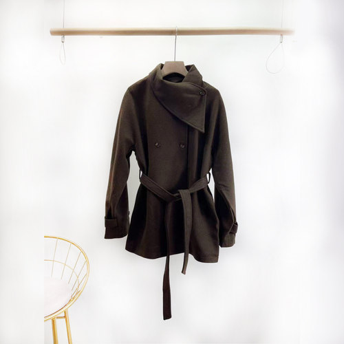 VANE时尚韩系双排扣外套2025冬装新款不规则领系带呢子大衣25996