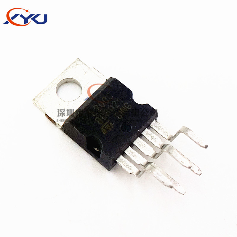 L200CV TO-220 L200C 电压电流调整器 稳压器 稳压芯片IC TO-220