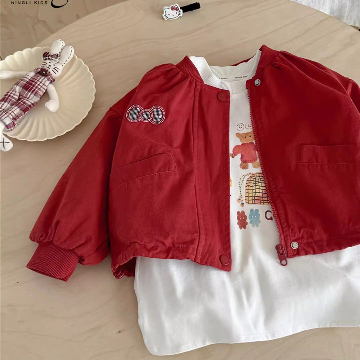 小女孩网红炸街外套上衣洋气穿搭