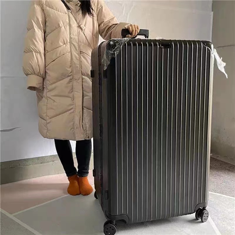 特大行李箱搬家出国用