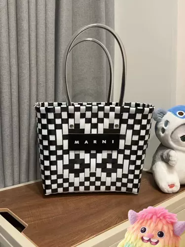 [Пятно] Марни Мани овощная корзина с тканом сумкой 23 Новая благотворительная сумка для покупок вручную ежедневно