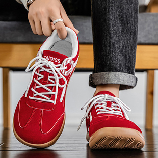 红色加宽轻便复古红色阿甘鞋 秋季 大头宽脚鞋 新款 男 宽楦德训赛车鞋