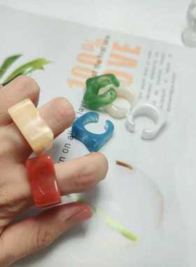 日韩系列新款戒指树脂实惠简约女