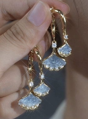 925银针浅蓝色银杏叶耳环轻奢高级感微镶锆石前后戴耳坠气质耳饰