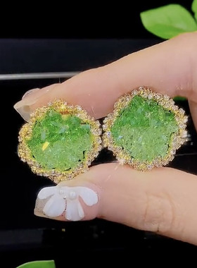 轻奢高级感绿色渐变水晶方形耳钉925银针设计感百搭耳环气质耳饰