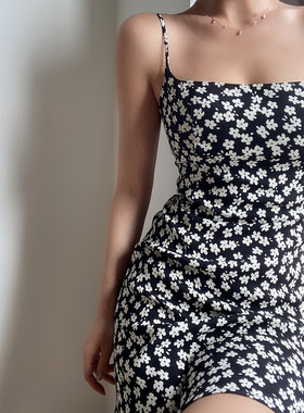 BERAN 独家定制美式复古高腰显瘦修身散摆黑白碎花平口吊带连衣裙