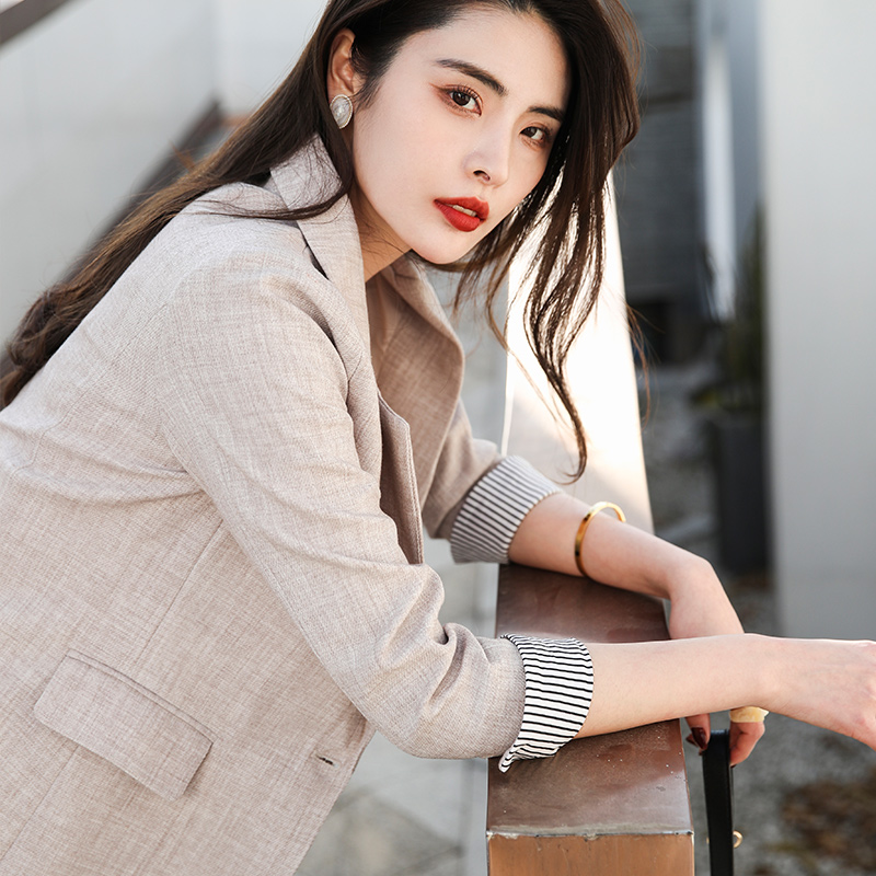 小个子西装外套女2025新款韩版春秋大码短款职业正装休闲西服套装