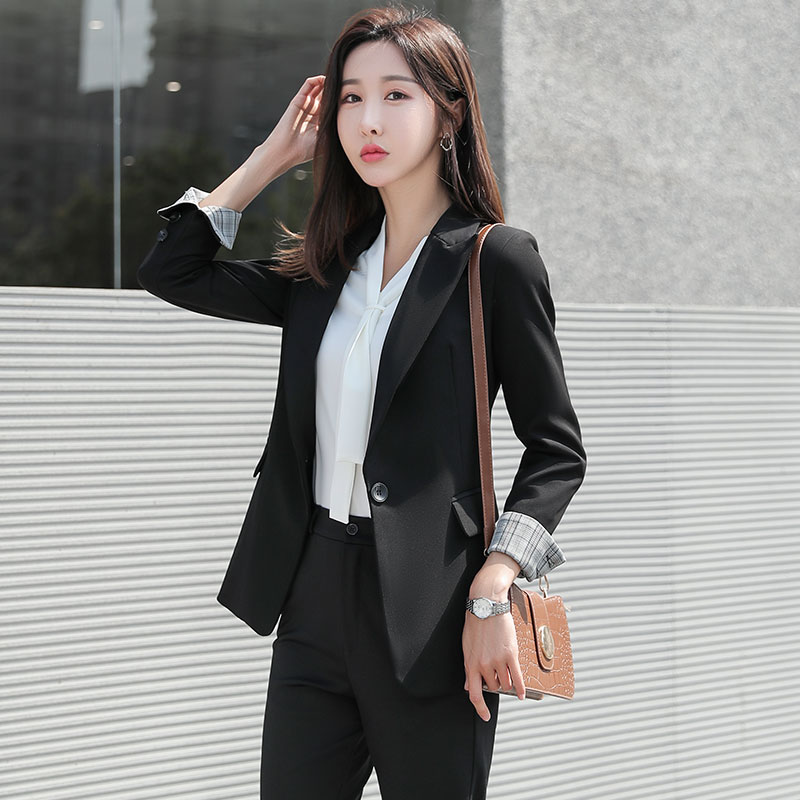 黑色小西装外套女2023新款春秋高级感小个子休闲西服职业正装套装