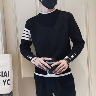 秋冬季潮流圆领四杠条纹假两件毛衣男韩版修身长袖休闲打底针织衫