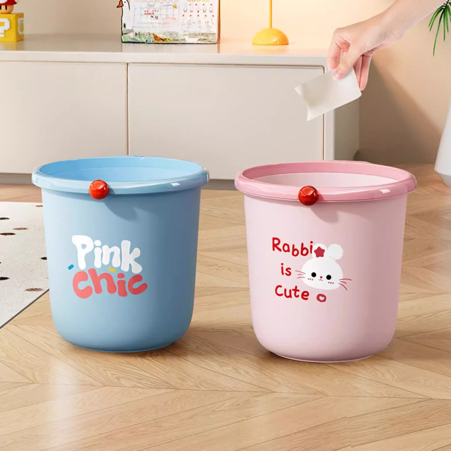 高颜值垃圾桶压盖新款大容量家用