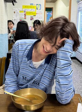 秋季新款复古蓝色条纹标语印花长袖卫衣男美式高街休闲宽松polo衫