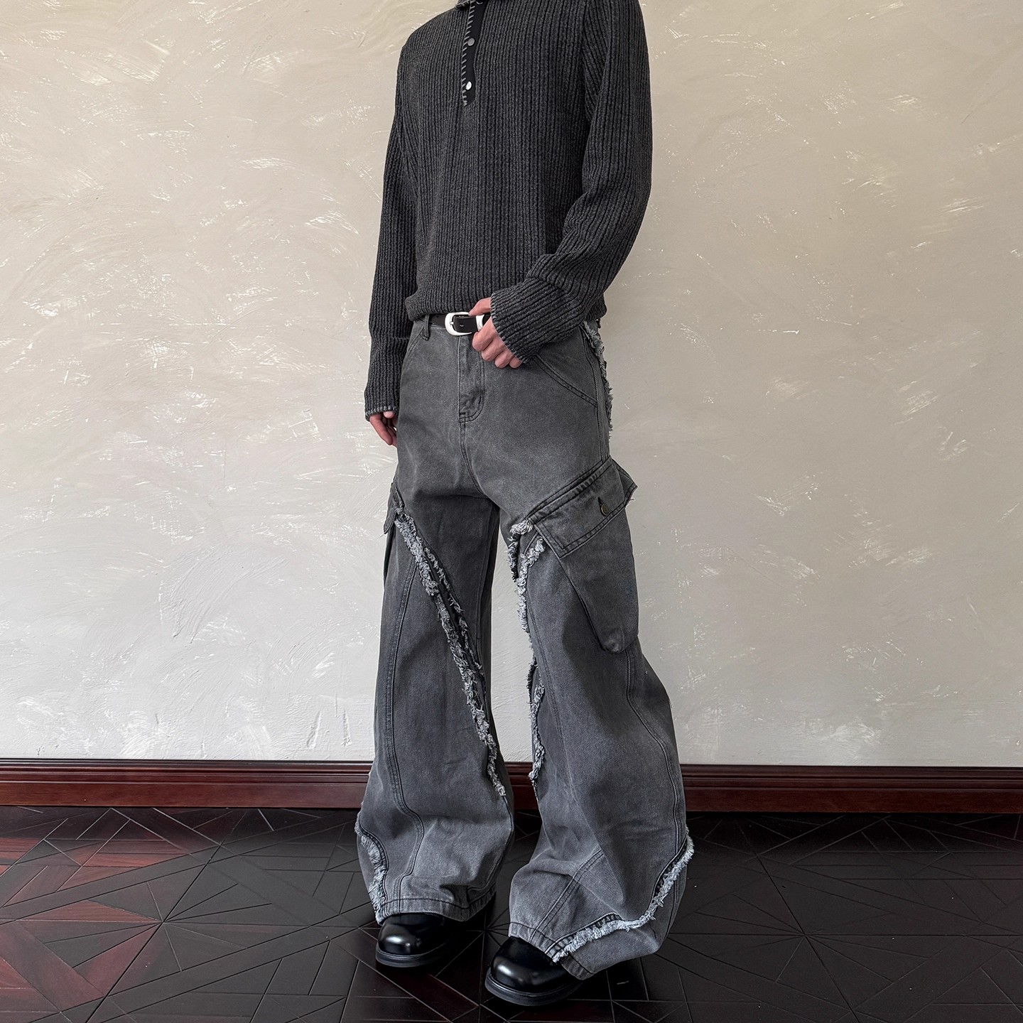 美式复古微喇廓形毛边牛仔裤男高街vibe废土风做旧弯刀直筒长裤子