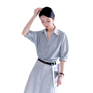 2026新款条纹衬衫女设计感小众半袖高级感休闲宽松韩版七分袖衬衣