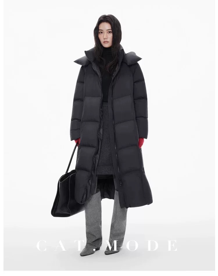 童心宽松连帽泡芙羽绒服冬款中长款保暖过膝外套