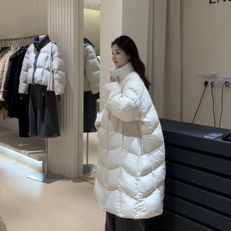 童心设计-简约显瘦一衣两穿保暖羽绒服外套(配帽子围巾)EY63027