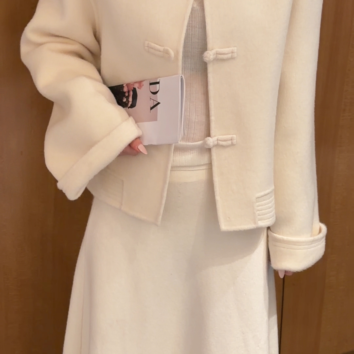 童心家冬新品早冬新品国风小短款压线工艺羊毛外套含100羊毛F865