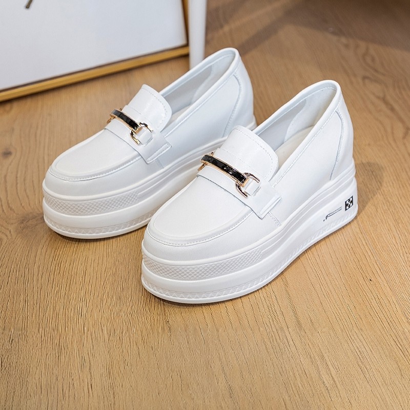 厚底乐福鞋护士小白鞋女百搭内增高女鞋8cm一脚蹬真皮白色豆豆鞋