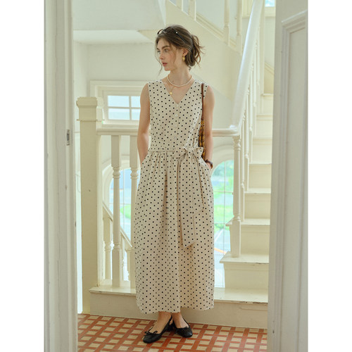 SimpleRetro午后塞纳 法式亚麻V领波点连衣裙女绑带无袖背心裙子