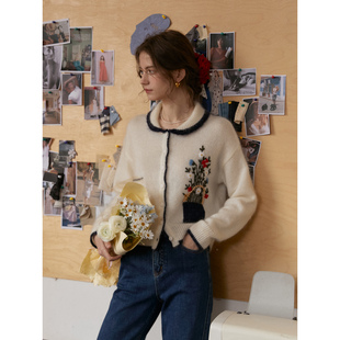 SimpleRetro冬日香颂 女 复古小香风重工立体花刺绣马海毛针织开衫