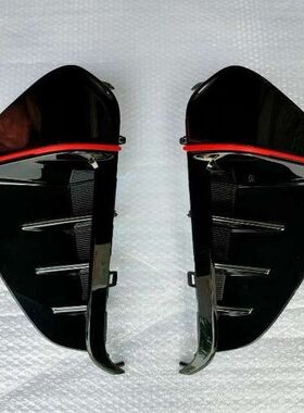 长安二代CS75PLUS 22款 红色装饰盖板带亮条前雾灯框雾灯罩