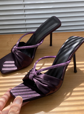 方头水钻蝴蝶结一字带凉鞋女紫色2025新款性感露趾高跟凉拖鞋外穿