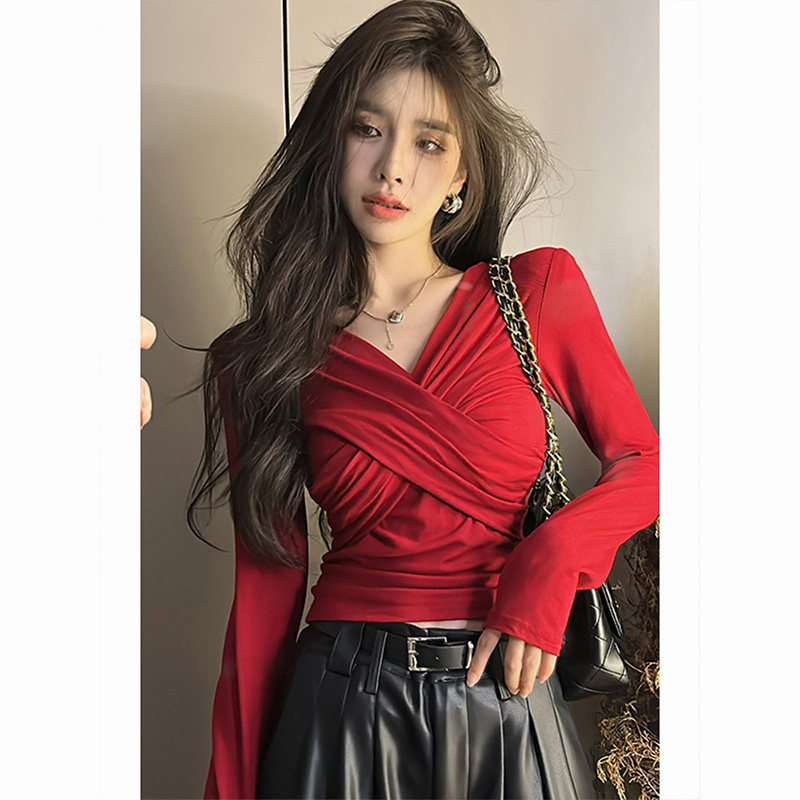 2025春季新款V领垫肩褶皱长袖修身T恤修身交叉设计打底衫女装上衣,女装/女士精品,T恤,淘宝优惠券,粉丝福利购,淘宝优惠卷