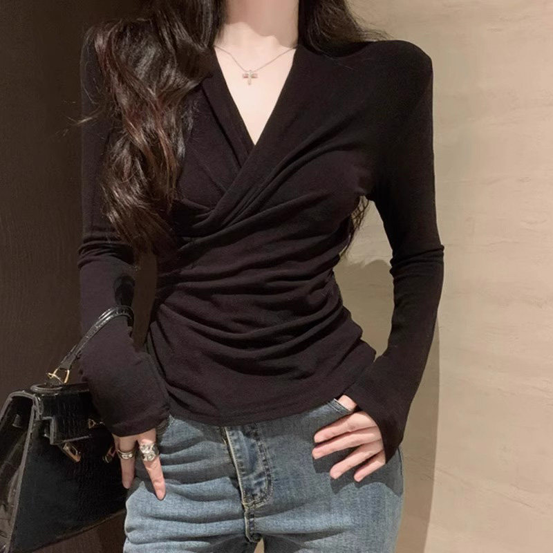 新品黑色V领交叉打底衫女春秋高级感内搭修身收腰辣妹紧身长袖t恤
