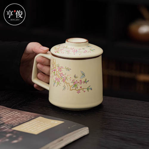 米黄紫藤花过滤马克茶杯