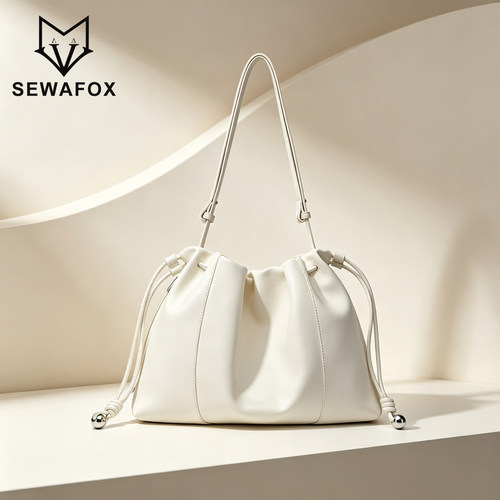 SEWAFOX小众不撞款斜挎包2026新款女大容量通勤云朵包手提单肩包