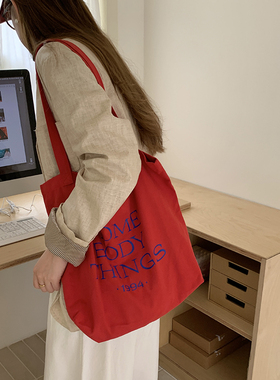 红色包包女款秋季撞色字母帆布包韩版ins大容量托特包慵懒单肩包